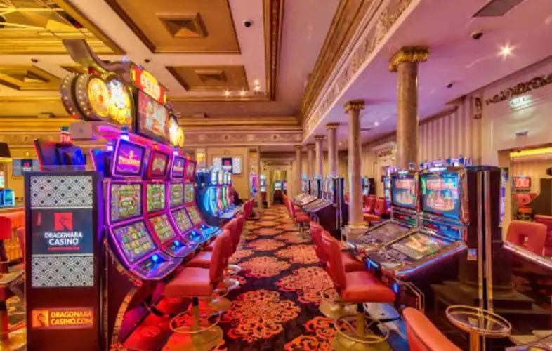 Wolf Gold themed entertainment page on 2999bd for Bangladesh adults